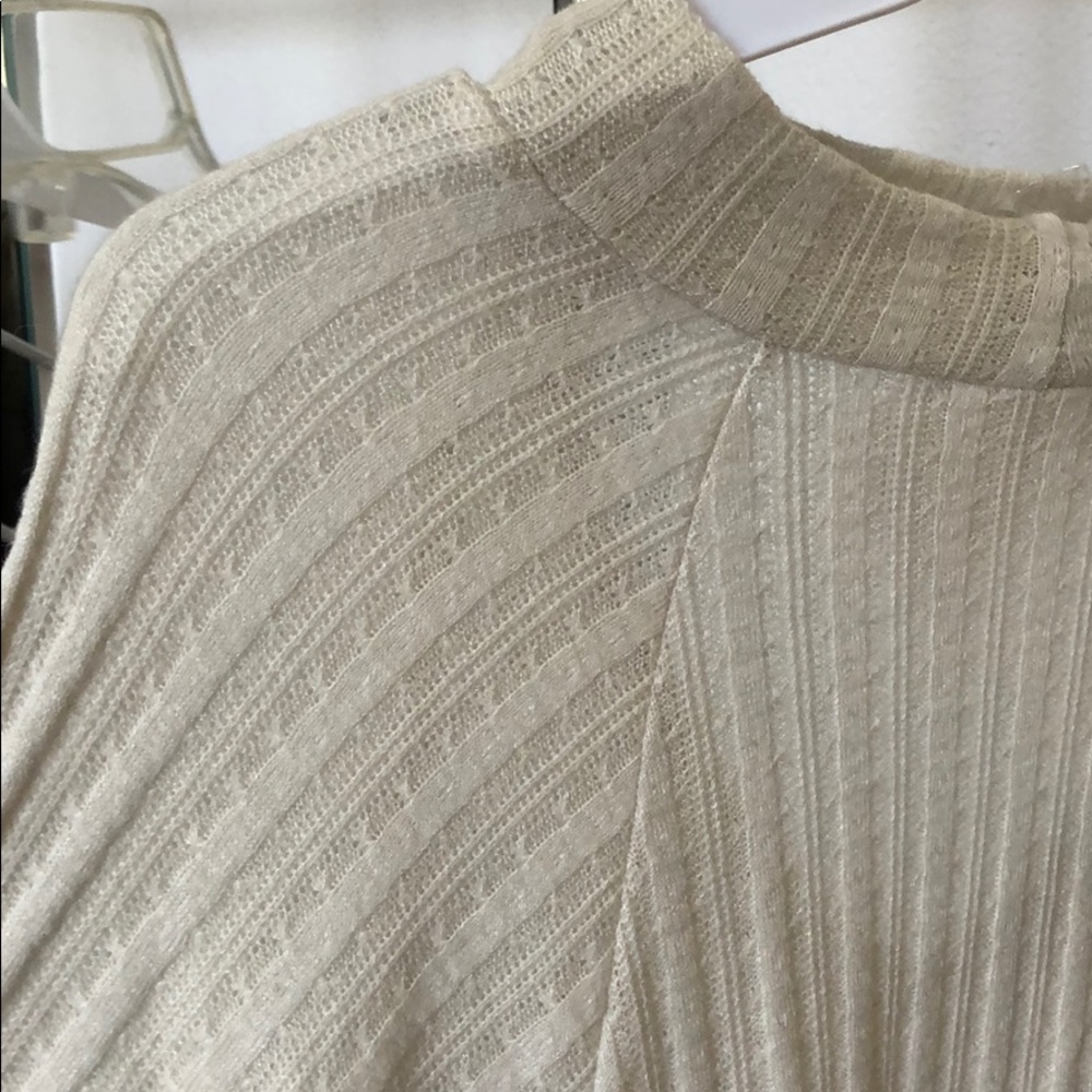 Ivory Cream Knit top - Picture 5 of 6